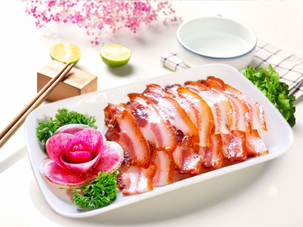 服務(wù)距離，健康零危害，加盟零風(fēng)險(xiǎn)就選三零熟食加盟